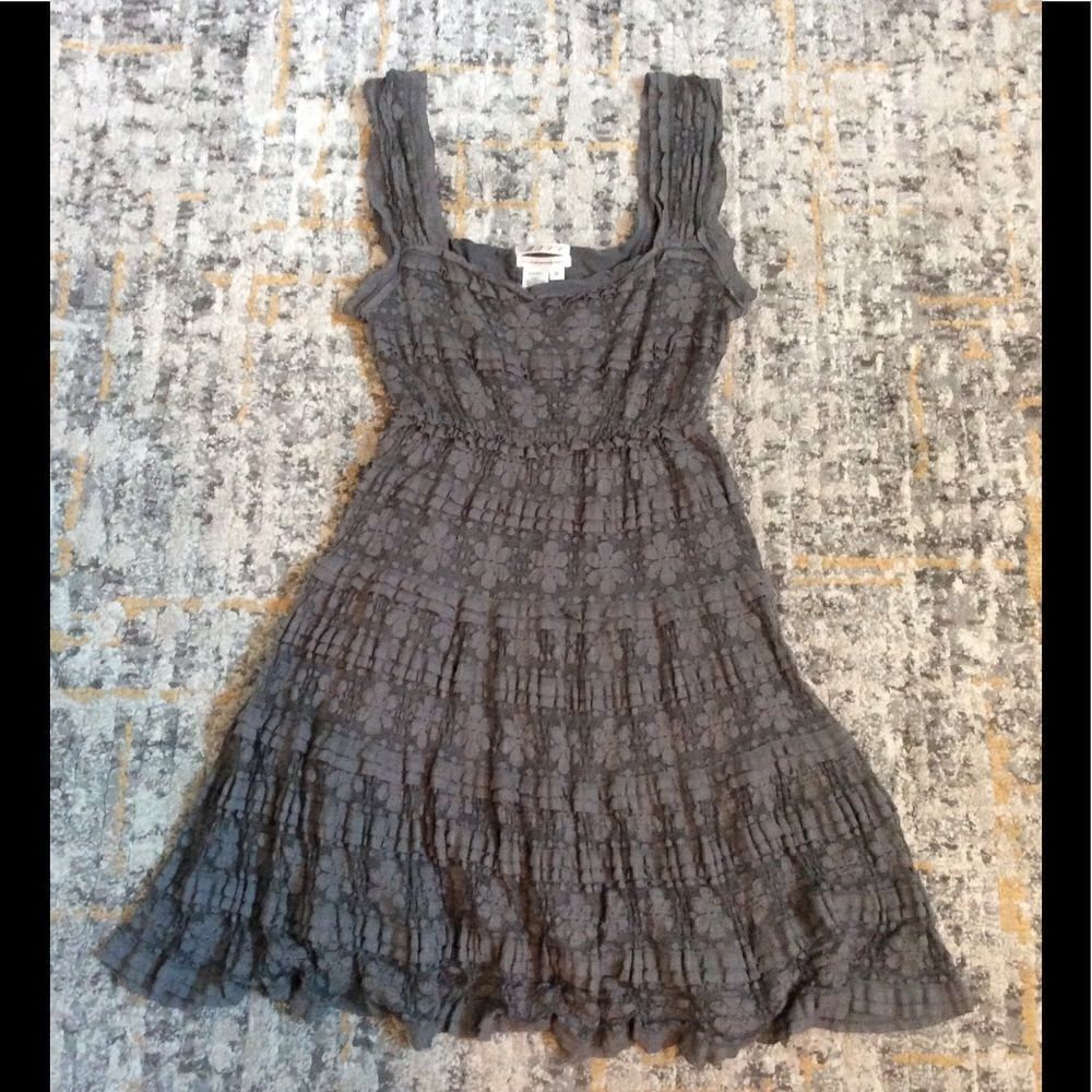 MAX STUDIOS SPECIALTY PRODUCTS LACE DRESS! EUC! M